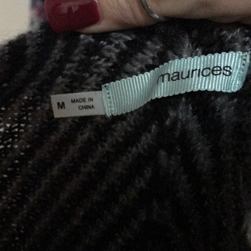 Open sweater - Picture 3 of 4